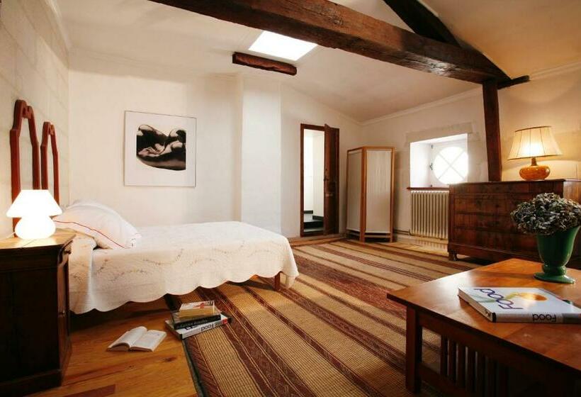 Номер Стандарт Четырехместный Совместный Санузел, La Porte Rouge  The Red Door Inn