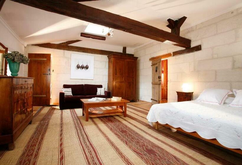 Номер Стандарт Четырехместный Совместный Санузел, La Porte Rouge  The Red Door Inn