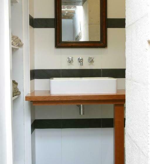 Номер Стандарт, La Porte Rouge  The Red Door Inn