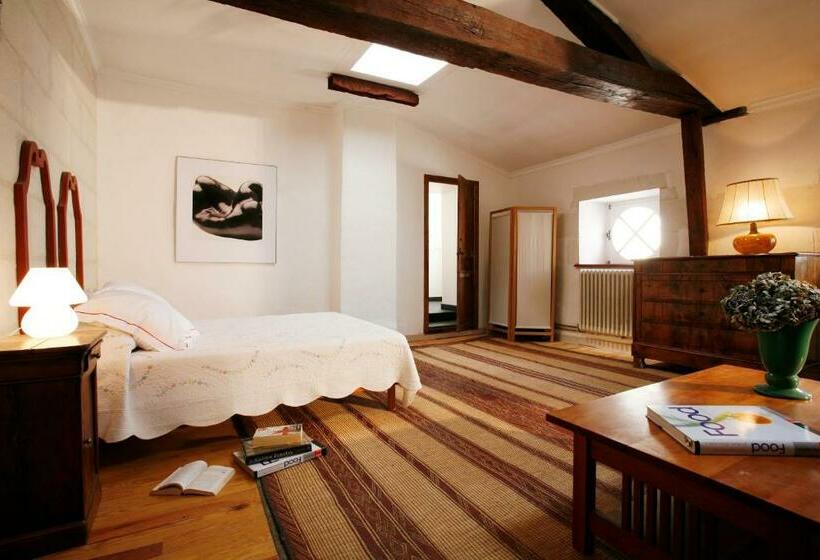 Номер Стандарт Четырехместный Совместный Санузел, La Porte Rouge  The Red Door Inn