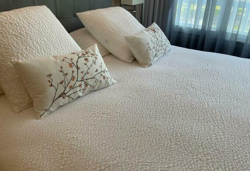 高级大房间, Logis Hôtel L Amandier