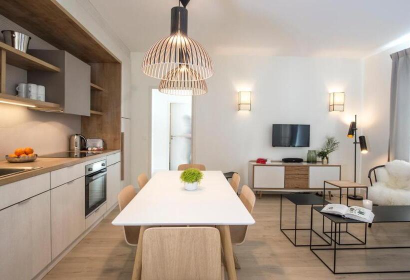 2 Bedroom Family Apartment with Views, Le Génépy   Appart Hôtel De Charme