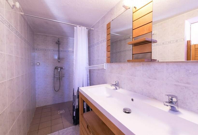 اتاق استاندارد اینتریور, Relais De Saleccia