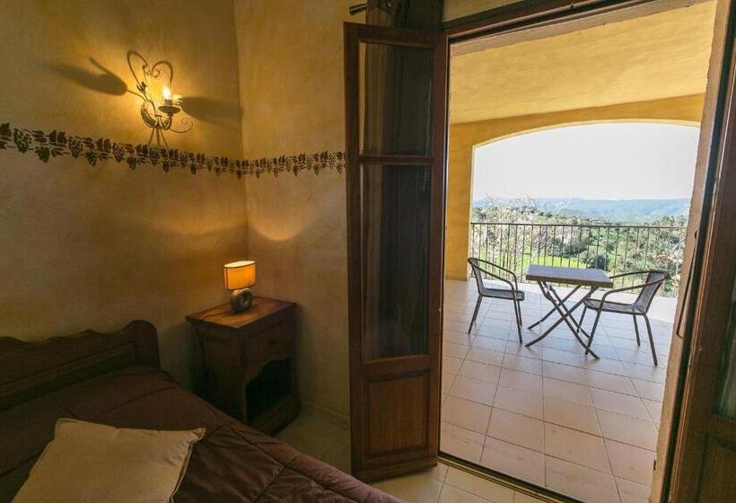 اتاق استاندارد با تراس, Relais De Saleccia