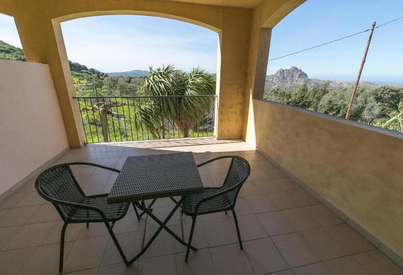 اتاق استاندارد با تراس, Relais De Saleccia