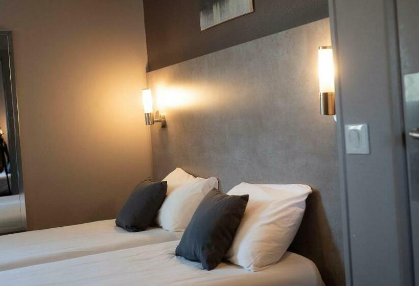 Номер Стандарт, Lune Etoile