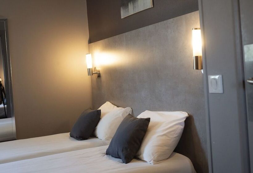 Номер Стандарт, Lune Etoile