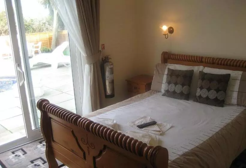 Family Room, Priory Lodge