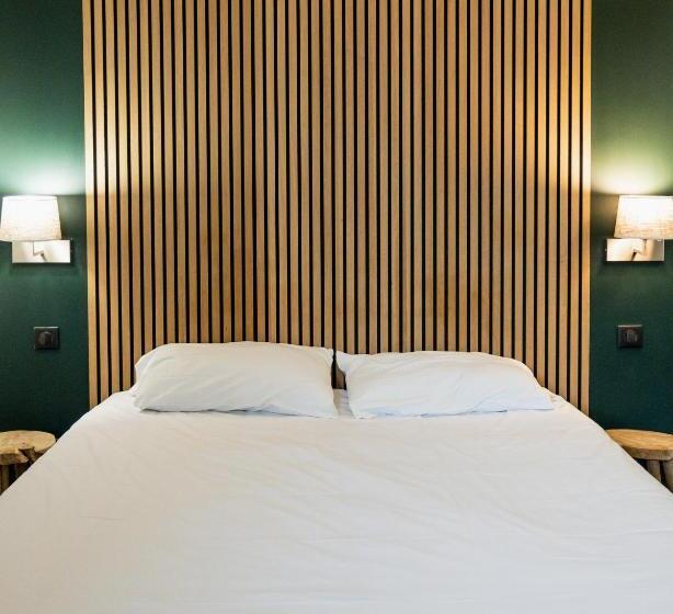 スタンダード４人部屋, The Originals Access, Hôtel Limoges Nord