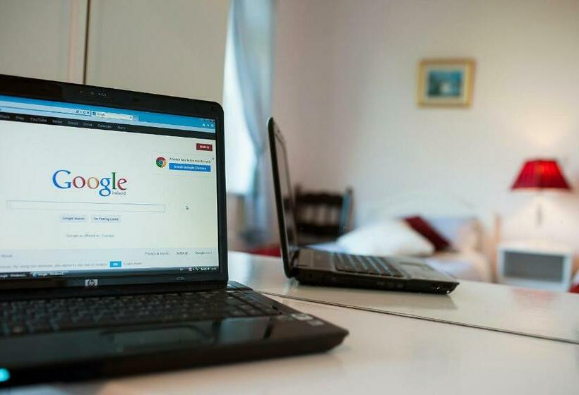 اتاق استاندارد یک نفره, The Waterfront House Country Home