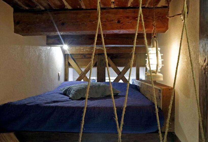 四人标准间, Un Mas En Ville