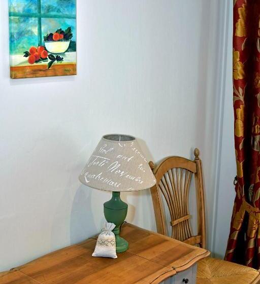 标准三人间, Un Mas En Ville