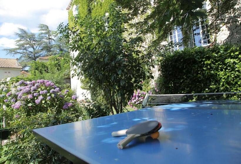 דירת חדר סופריור, Villa Aimée Luxury Apartments With Heated Pool