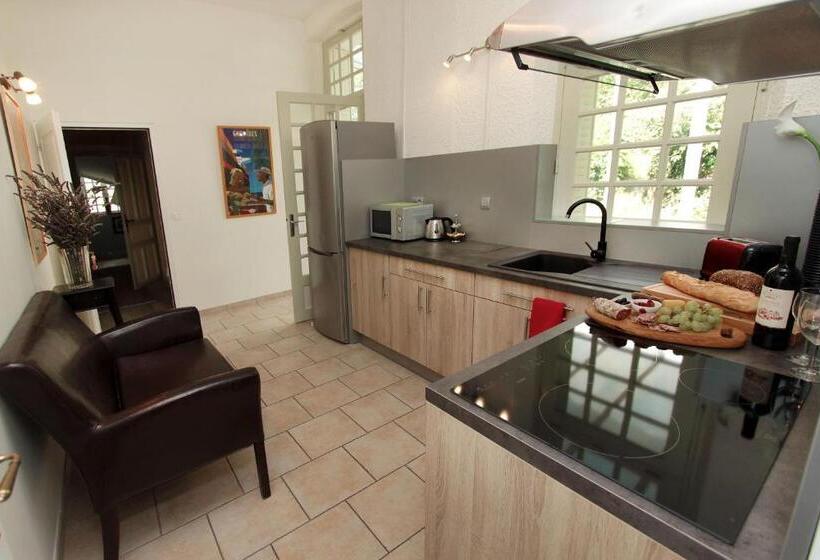 Апартаменты Superior 1 Спальня, Villa Aimée Luxury Apartments With Heated Pool