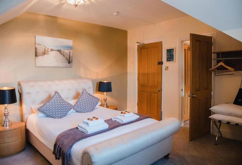 家庭间, Washington House