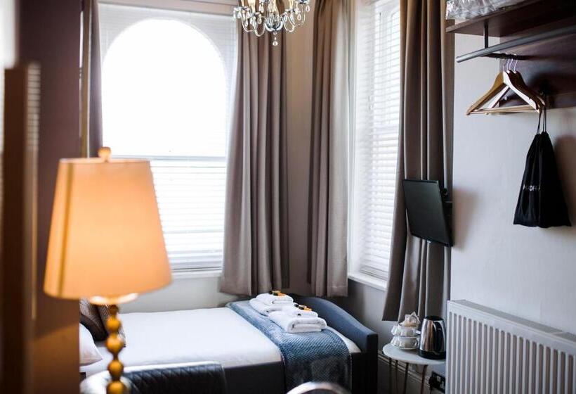 기본룸, Washington House