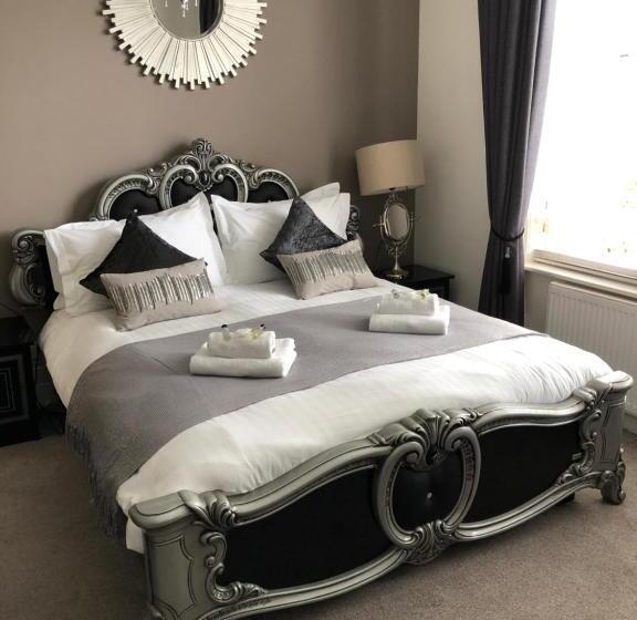 高级大房间, Washington House