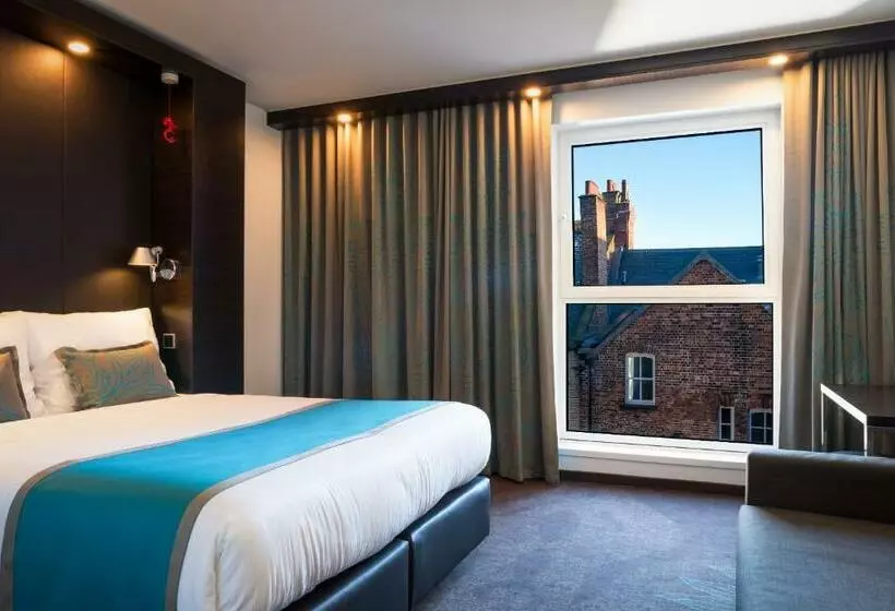 キングサイズベッドのスタンダードルーム, Motel One Newcastle