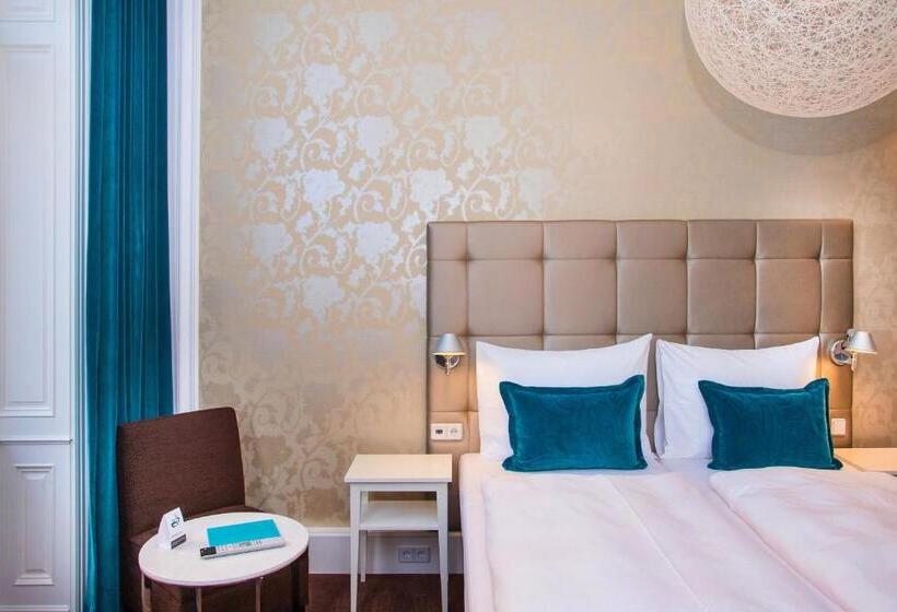 Quarto standart individual, Motel One Newcastle
