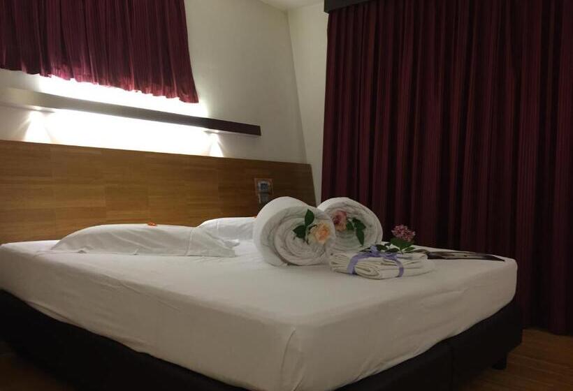 سوییت, Al Marinaio Hotel Garni