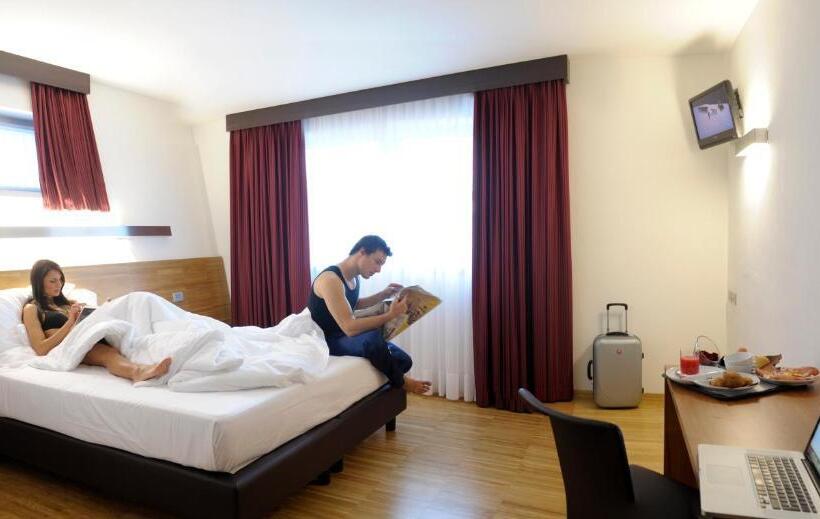 سوییت, Al Marinaio Hotel Garni