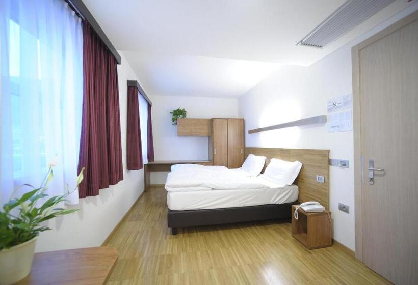اتاق استاندارد, Al Marinaio Hotel Garni