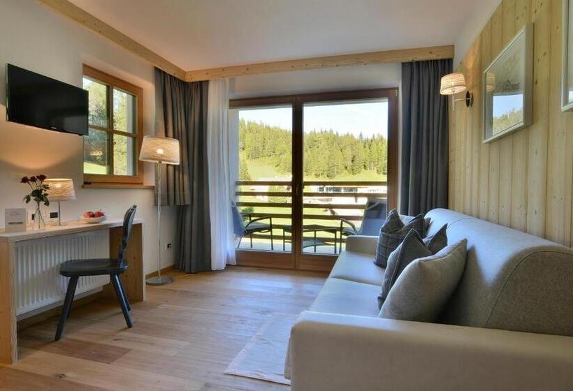 חדר סופריור לארבעה, Alpine Hotel Gran Foda