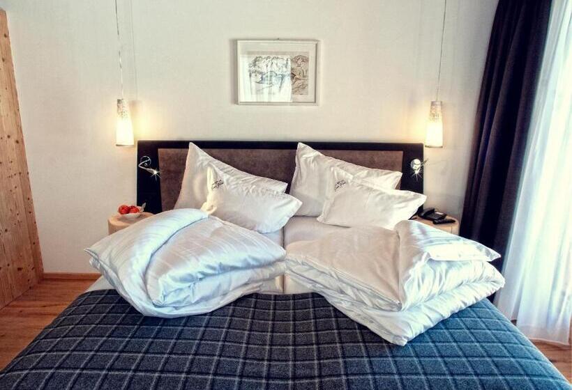 4인용 수피리어 룸, Alpine Hotel Gran Foda