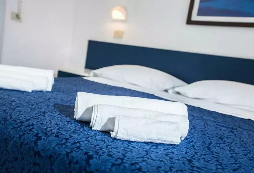 اتاق استاندارد چهار تخته, Adriatico Family Village