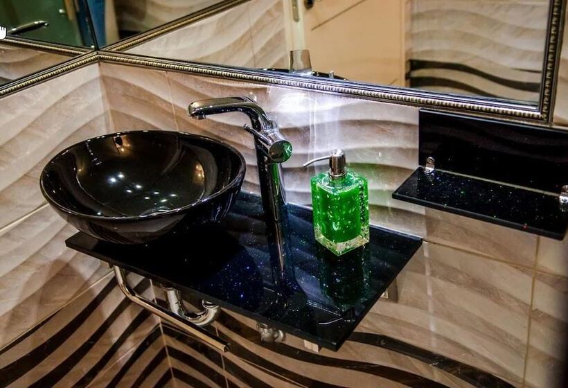 スタンダード４人部屋, Aladdin Hotel Beer Sheva