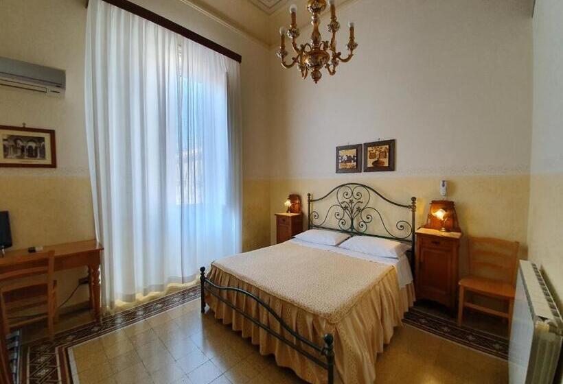 标准间, Albergo Cavour