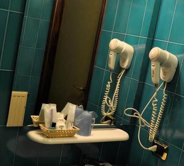 חדר סטנדרט יחיד, Albergo Della Corona