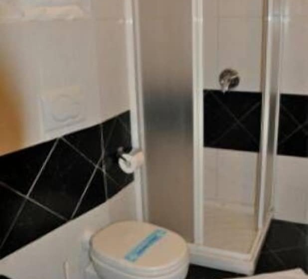 חדר סטנדרט לשלושה, Albergo Della Corona