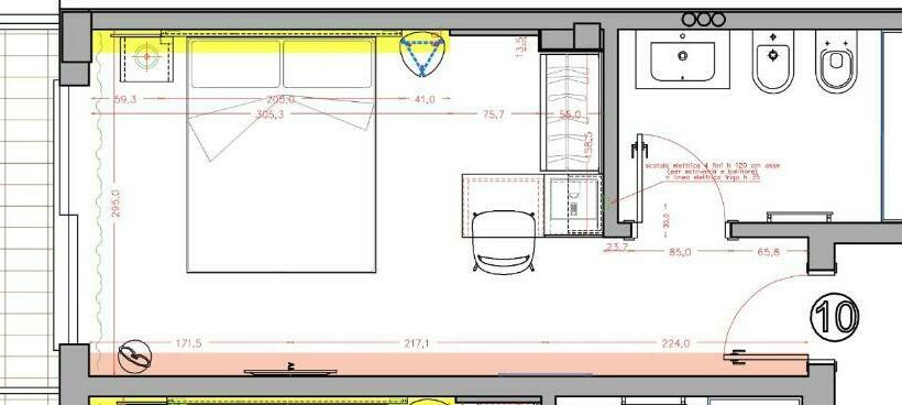 غرفة قياسية, Alla Pergola