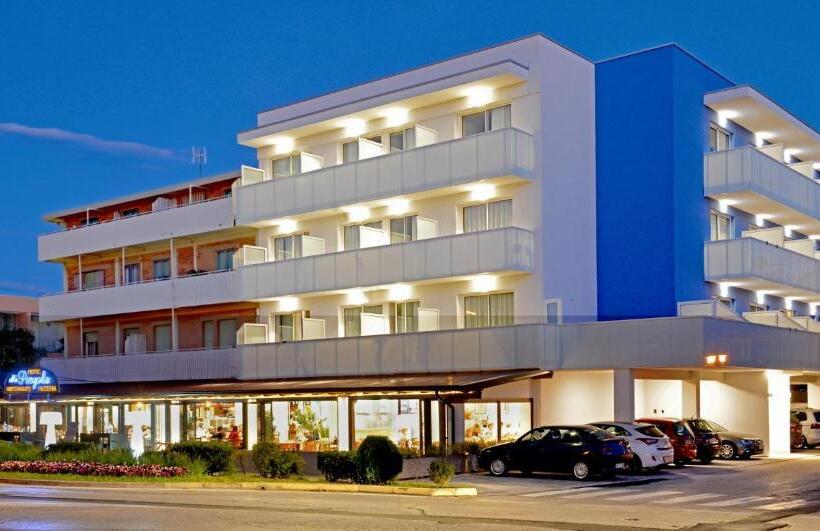 غرفة قياسية, Alla Pergola