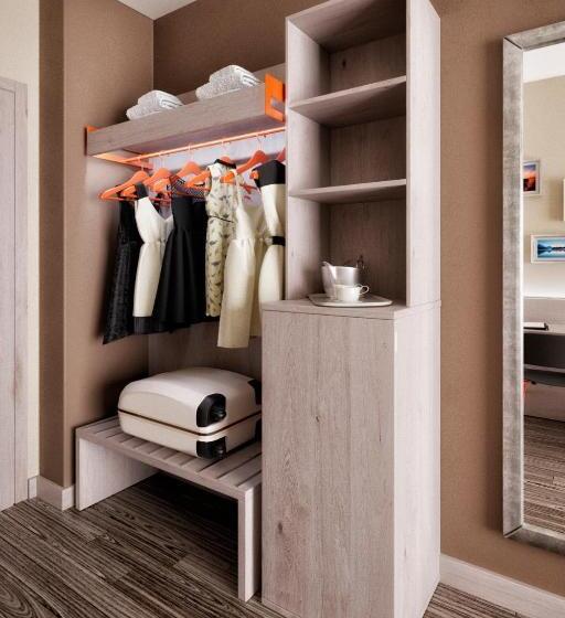 غرفة قياسية, Alla Pergola