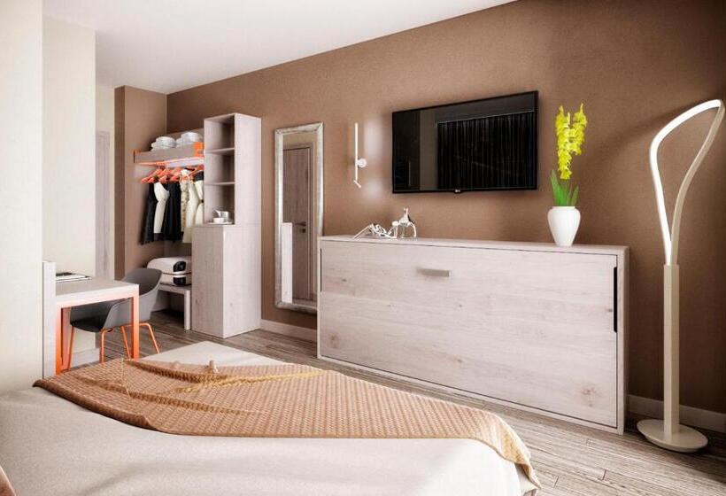 غرفة قياسية, Alla Pergola