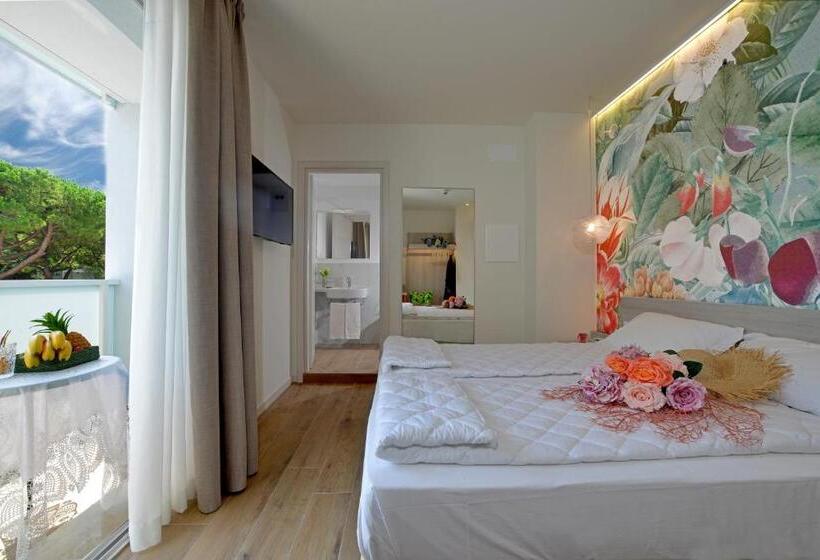 غرفة عائلية, Alla Pergola