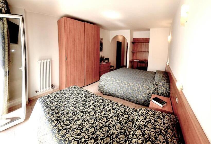 חדר סטנדרט לארבעה, Alpen