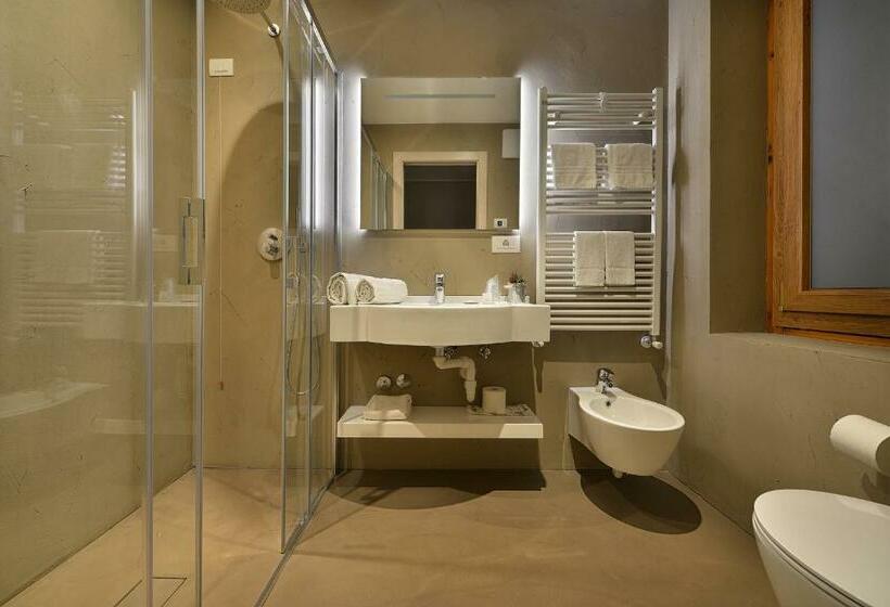 اتاق اکونومی, Bernina