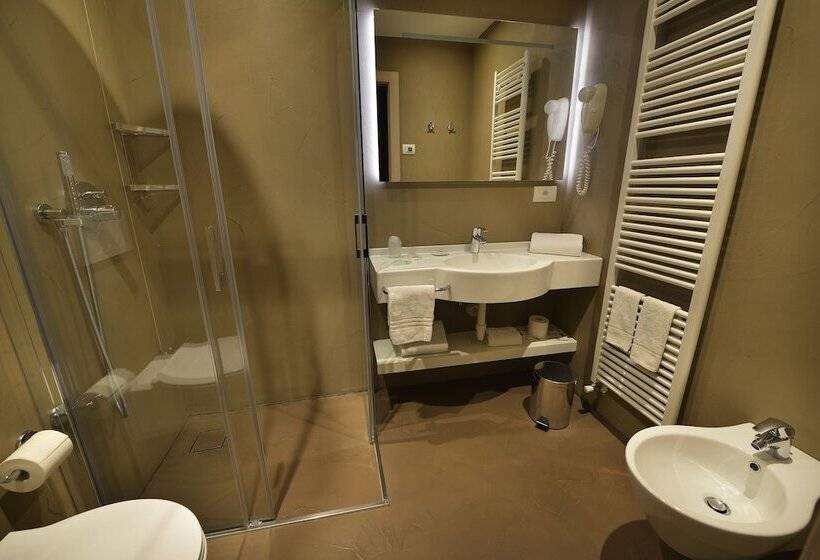 اتاق اکونومی, Bernina