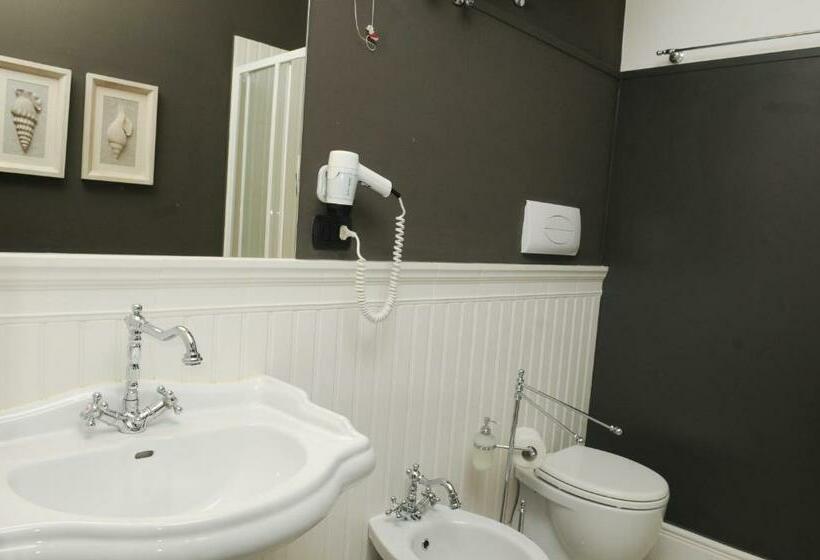 اتاق استاندارد, Casa Blanca