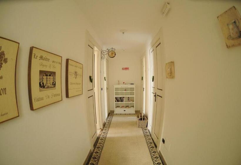 اتاق استاندارد, Casa Blanca