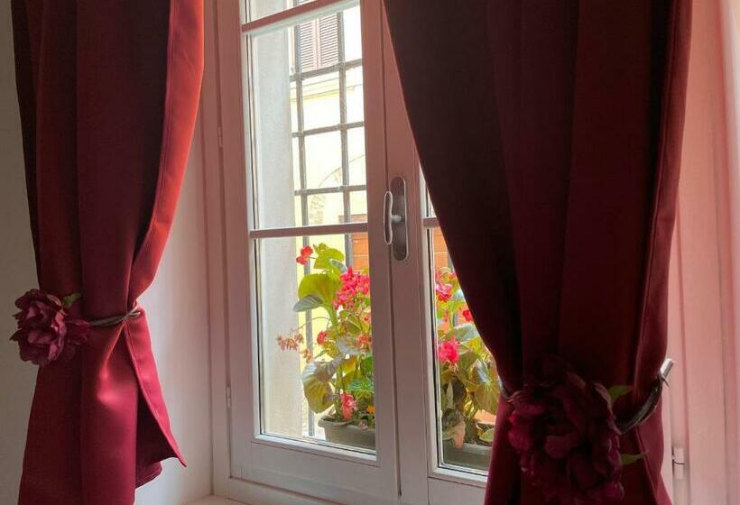 غرفة قياسية ثلاثية, Cuor Di Mantova B&b