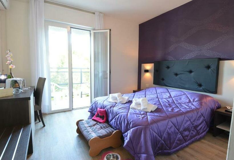 스탠다드 룸, Gambrinus