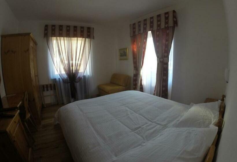 バルコニー付きスタンダードルーム, Garnì Valdan