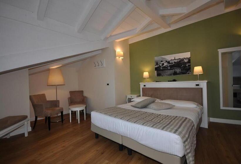 חדר סטנדרט נוף לעיר, Garni Corona