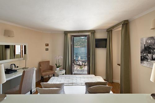 Camera Standard Vista Lago, Garni Corona