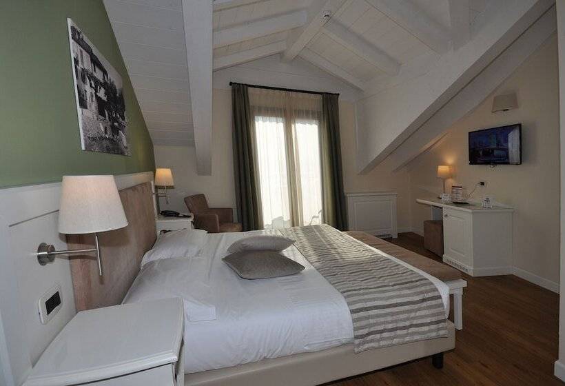 חדר סטנדרט נוף לעיר, Garni Corona