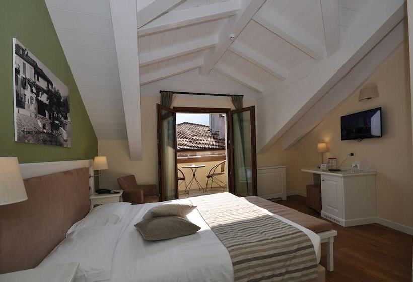 חדר סטנדרט נוף לעיר, Garni Corona